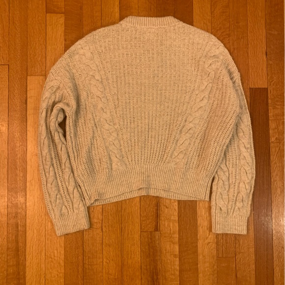 Abercrombie & Fitch Beige Cable Knit Sweater - Picture 3 of 4